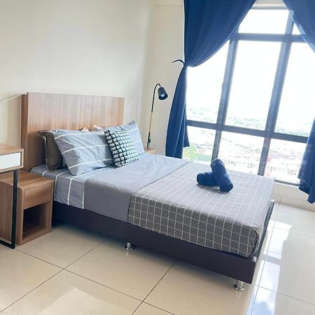 Arc Austin Hill Apartment Johor Bahru Luaran gambar