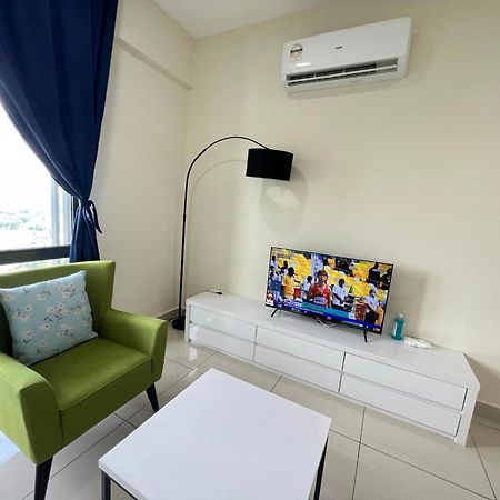 Arc Austin Hill Apartment Johor Bahru Luaran gambar