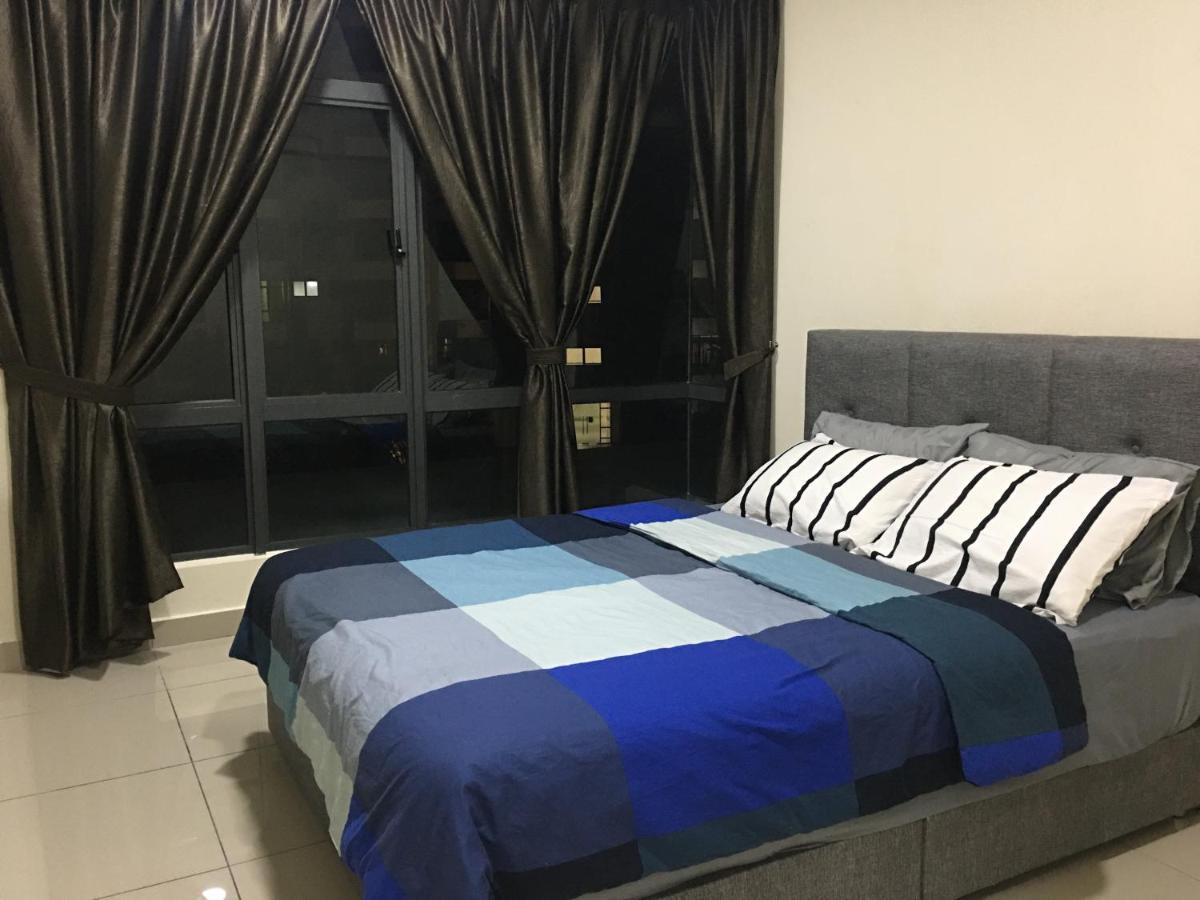 Arc Austin Hill Apartment Johor Bahru Luaran gambar