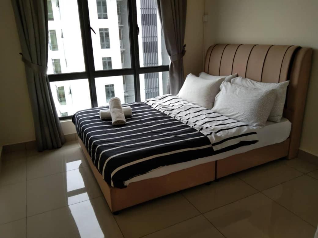 Arc Austin Hill Apartment Johor Bahru Luaran gambar