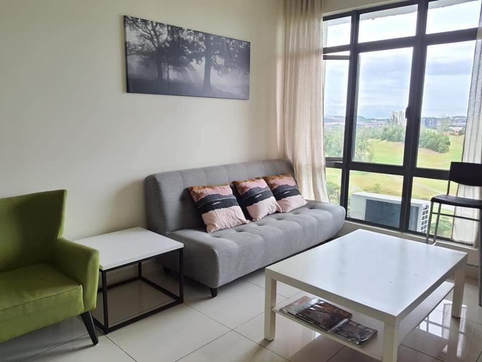 Arc Austin Hill Apartment Johor Bahru Luaran gambar