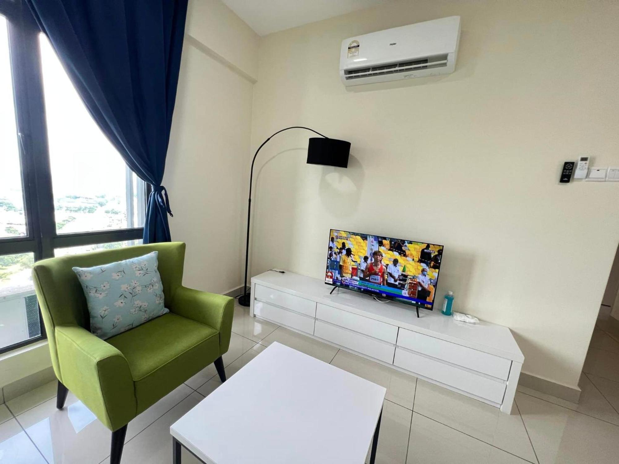 Arc Austin Hill Apartment Johor Bahru Luaran gambar