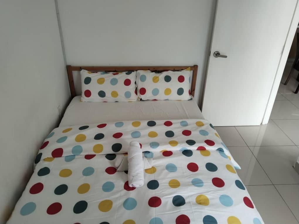 Arc Austin Hill Apartment Johor Bahru Luaran gambar