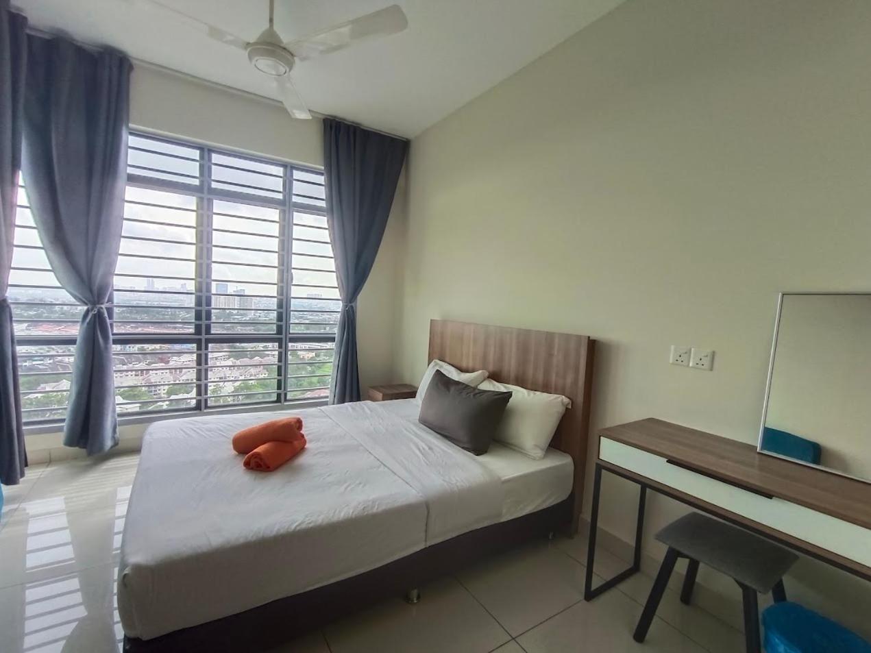 Arc Austin Hill Apartment Johor Bahru Luaran gambar